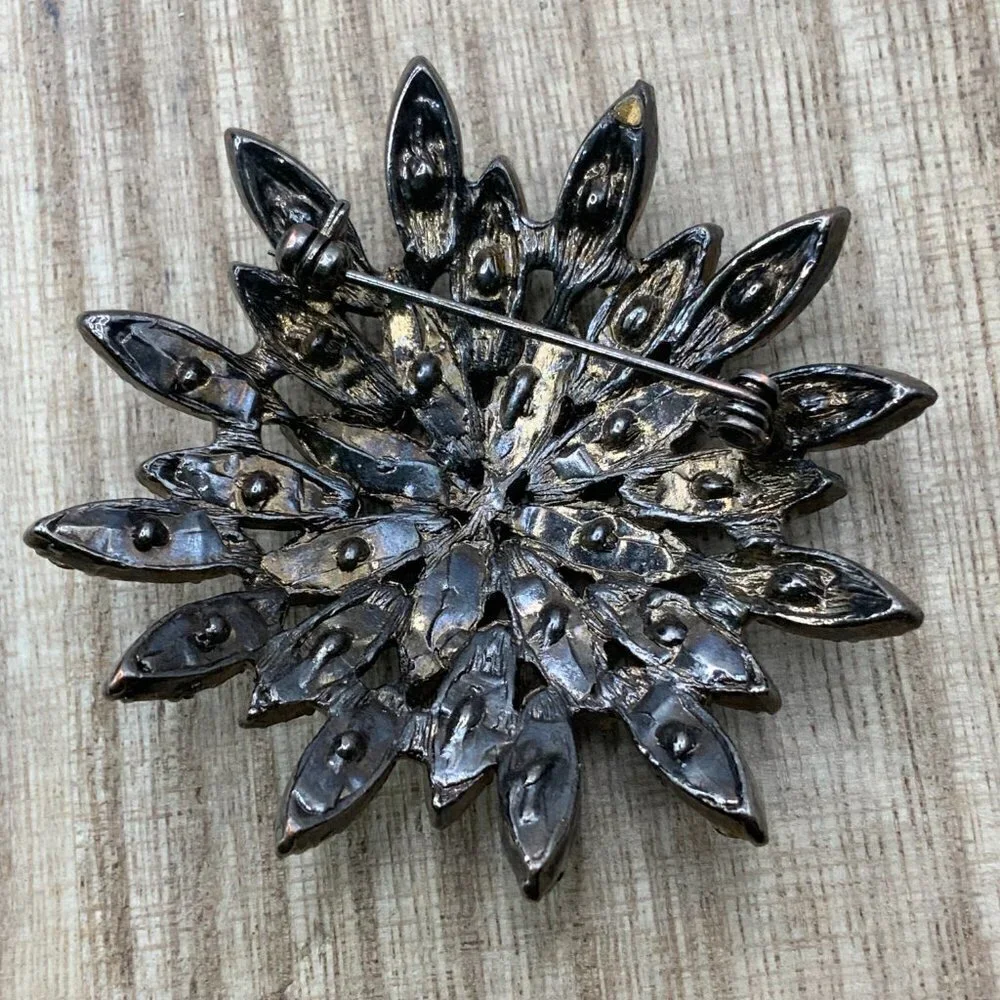 Flower Burst Glass Vintage Black Metal Brooch